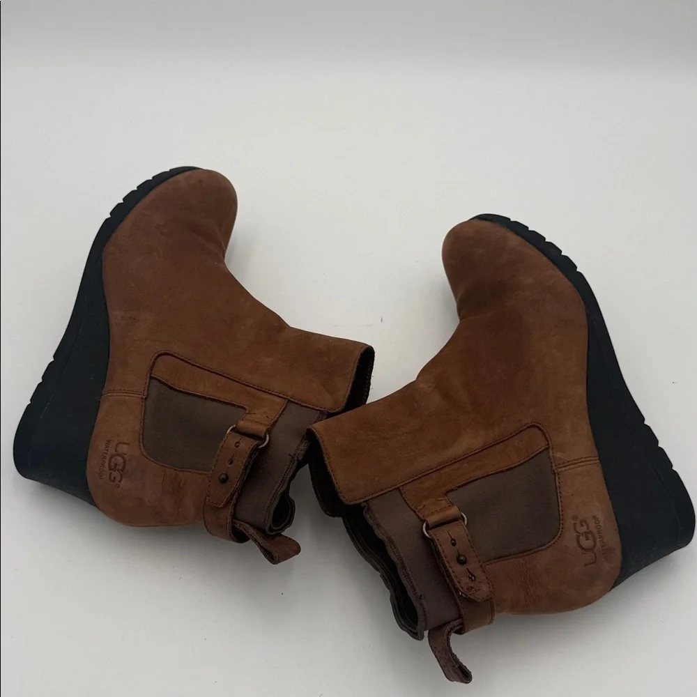 Ugg Brown Suede Ankle Boots wedge women 10 pull on winter casual office Y2K